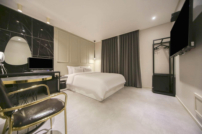 Bedroom 4, Daejeon Yuseong Stay, Yuseong