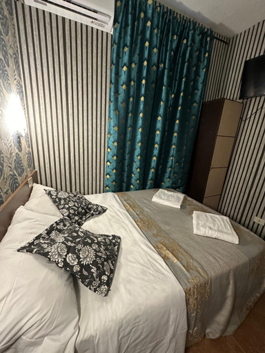 Bedroom 2, Magenta Roma house, Rome