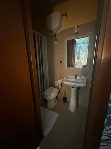 Bathroom 3, Magenta Roma house, Rome