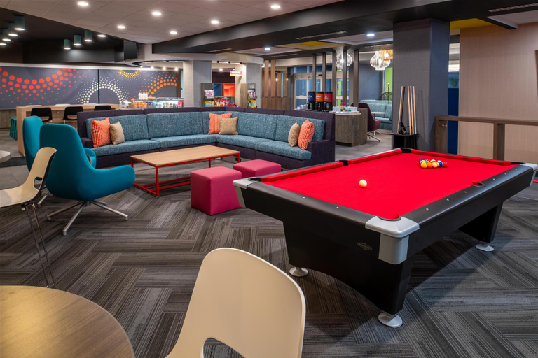 Public Area 2, Tru by Hilton El Paso Airport, El Paso