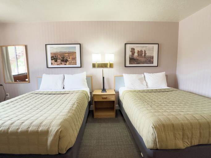Bedroom 4, Prospector Inn, Garfield