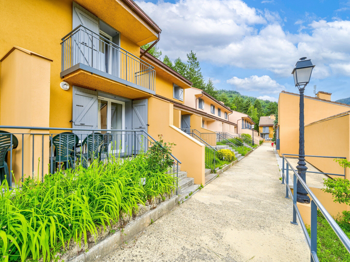Exterior 2, Spacious Apartment for 5-persons, Alpes-Maritimes