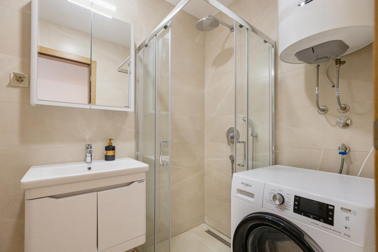 Bathroom 3, Bella Vista Luxure Apartments