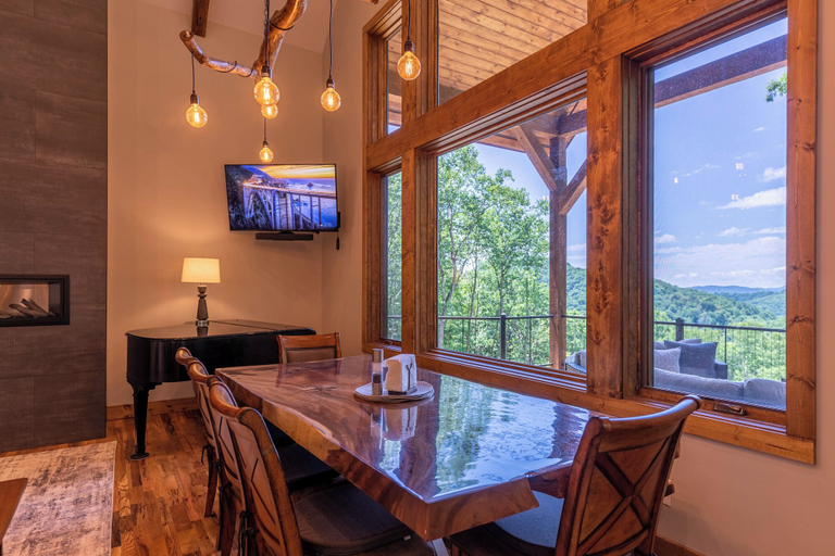 Interior 4, The Recovery Room at Eagles Nest, Avery