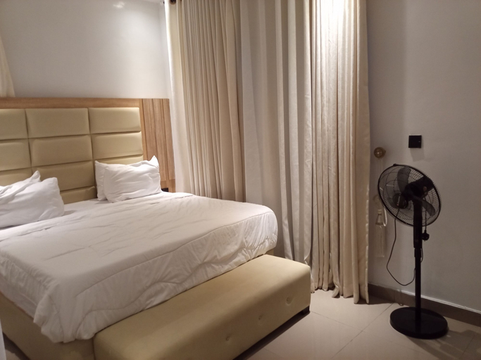 Room 3, Vision Luxury Apartment, Eti-Osa