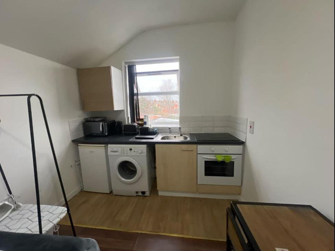 Others 4, Budget Studio Apartments, Birmingham