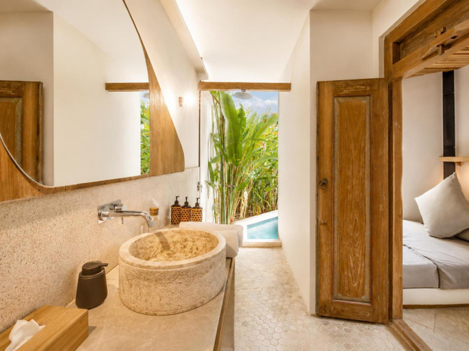 5, Serene 1BR Villa 800 to Echo Beach, With Pool, Badung