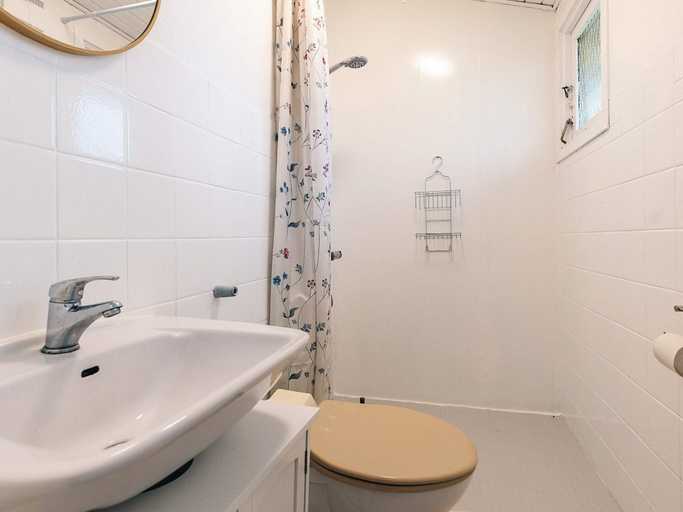 Bathroom 3, 4 Star Holiday Home in Dannemare, Lolland