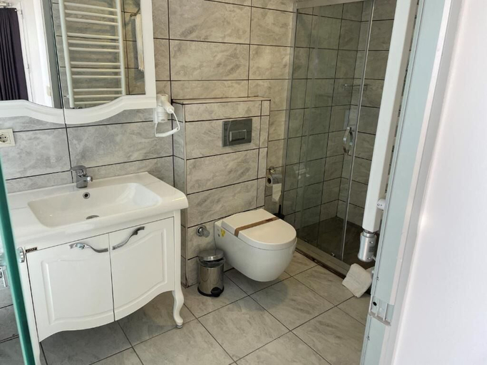 Bathroom 2, Arena Modern Hotel, Fatih