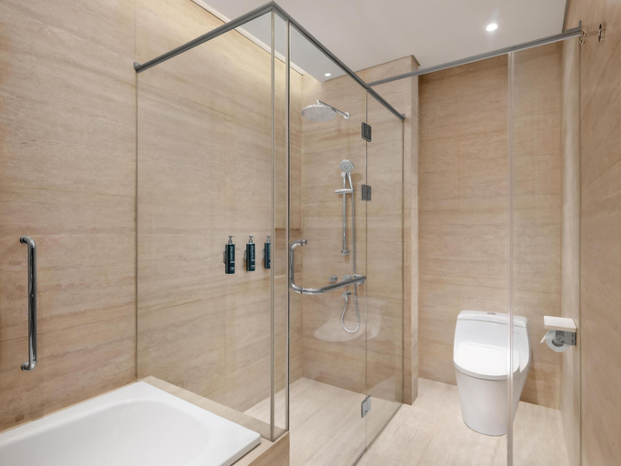 Bathroom 5, Hilton Padalarang Bandung, Bandung