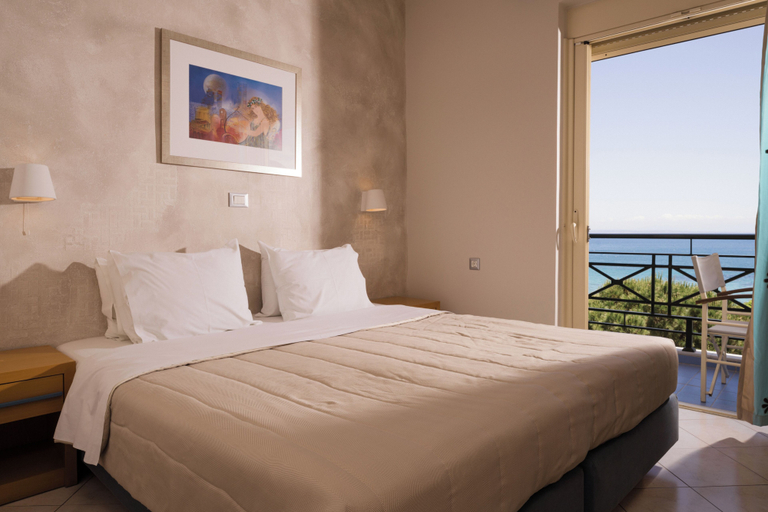 Bedroom 4, Plaza Hotel, Ionian Islands