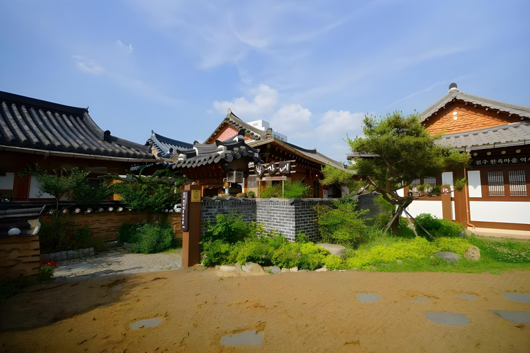 Exterior & Views 1, jeonjuhanog baggane - halinteugga, hanogmaeul jungsim, hanboghalin, Jeonju