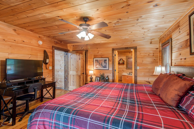 Interior 4, 1 Awesome Skyview, Watauga