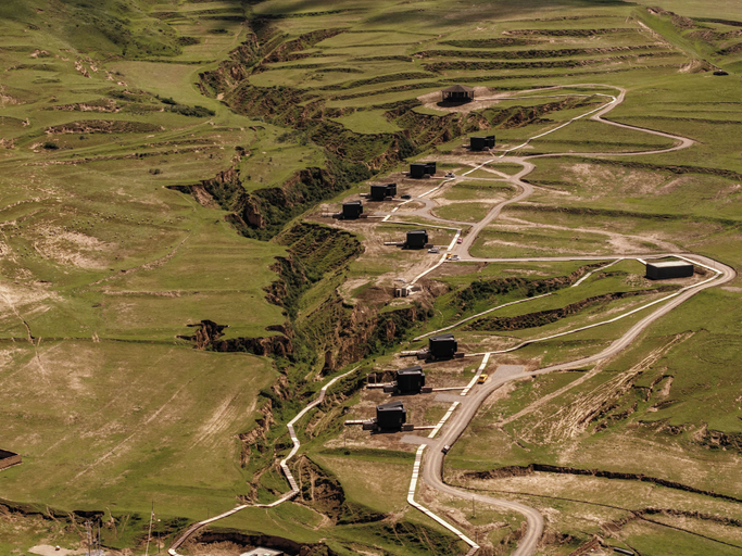 Aerial view, Azara you mu a ba yi qiu jiu dian, Ngawa Tibetan and Qiang