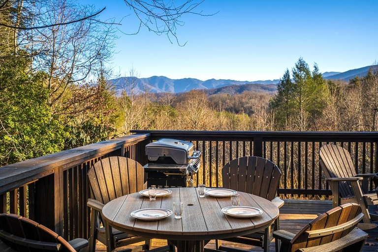 Outdoor dining 4, Buckhorn Hideaway, Sevier