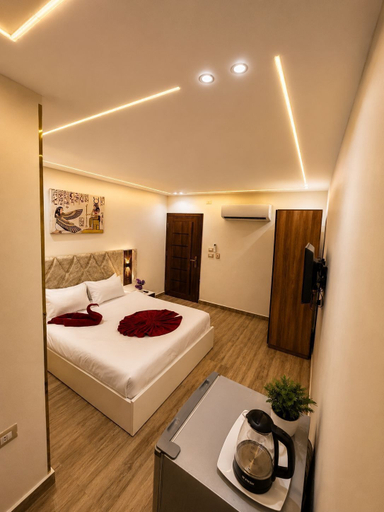 Room 2, Anubis pyramids view inn, Al-'Umraniyah