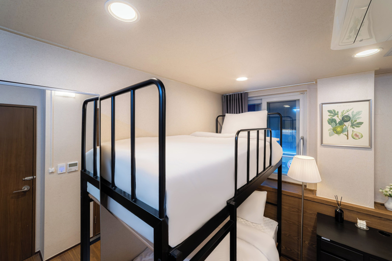 Bedroom 5, Soosong Guesthouse gwanghwamun Myeongdong, Jongno