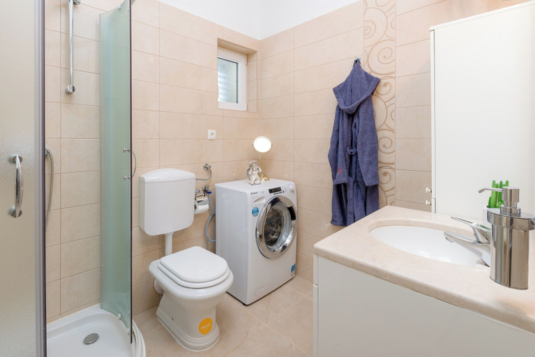Bathroom 4, Villa Dea, Klis