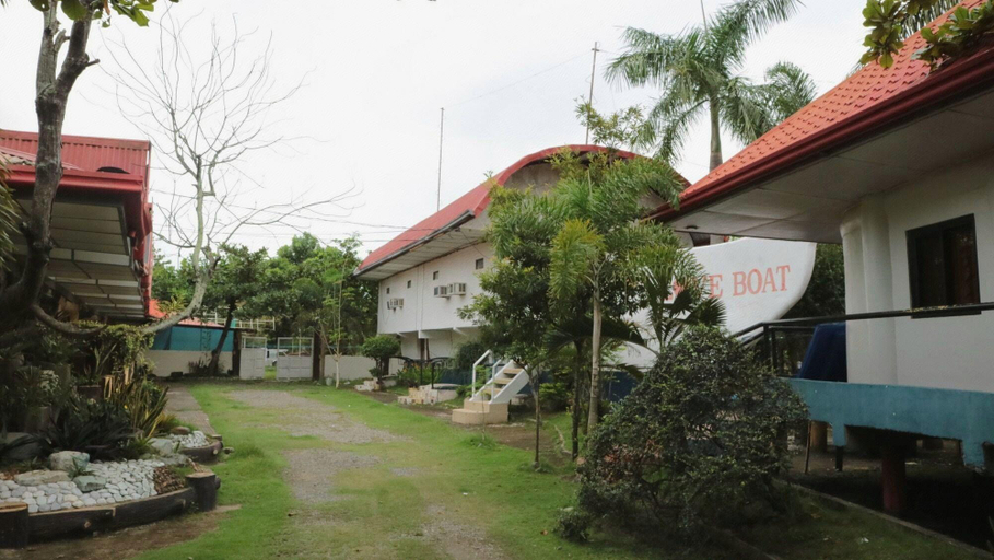 Exterior & Views 5, Nipa Hut Resort, San Leonardo