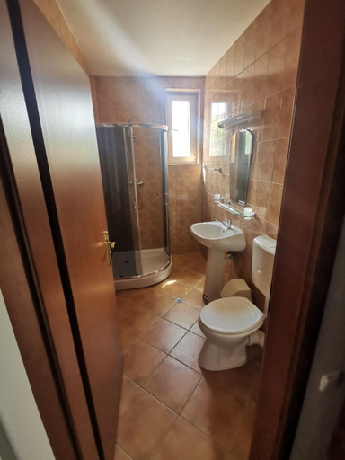 Bathroom 2, Pensiunea Belladonna Baile Olanesti, Livadia