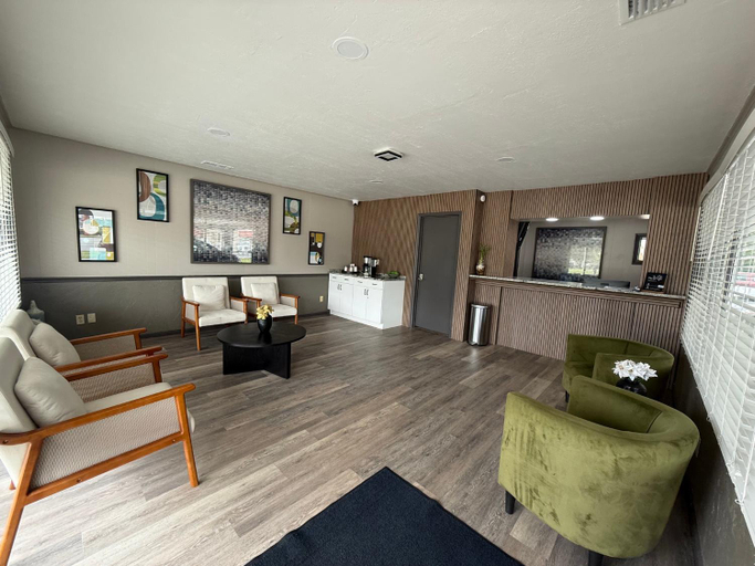 Public Area 2, Gateway Inn, Columbia