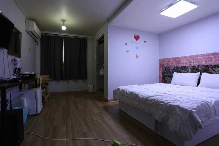 Bedroom 3, Jongno (Daehakro) Hyehwa Inn, Jongno