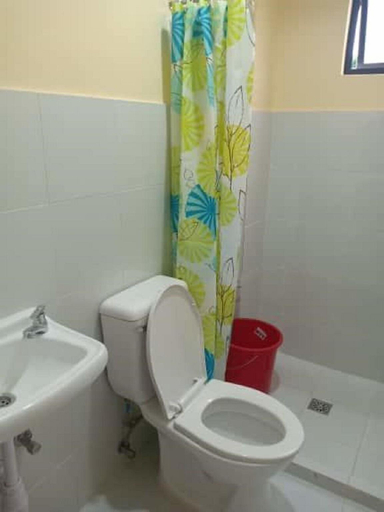 Bathroom, BDMPC Pension House, Panglao