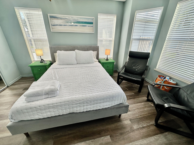 Interior 3, Beachy Keen 2 BR N115, Saint Lucie