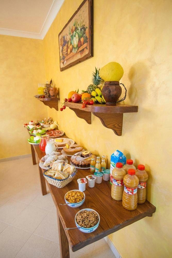 Food & Drinks 5, Haidi House, Napoli
