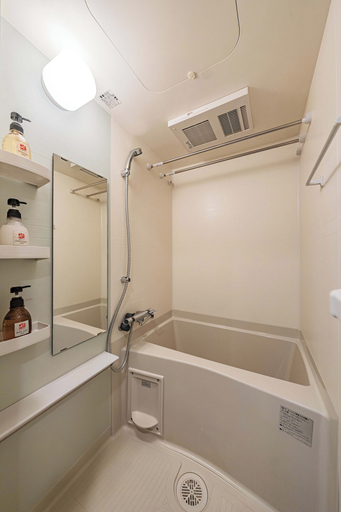Bathroom 4, Apartment Hotel 11 Namba-Minami Ebisucho, Osaka