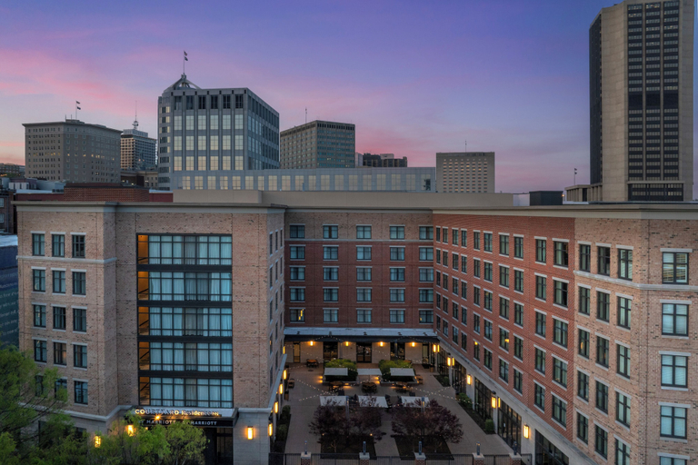 Exterior & Views 2, Courtyard by Marriott Richmond Downtown, Richmond