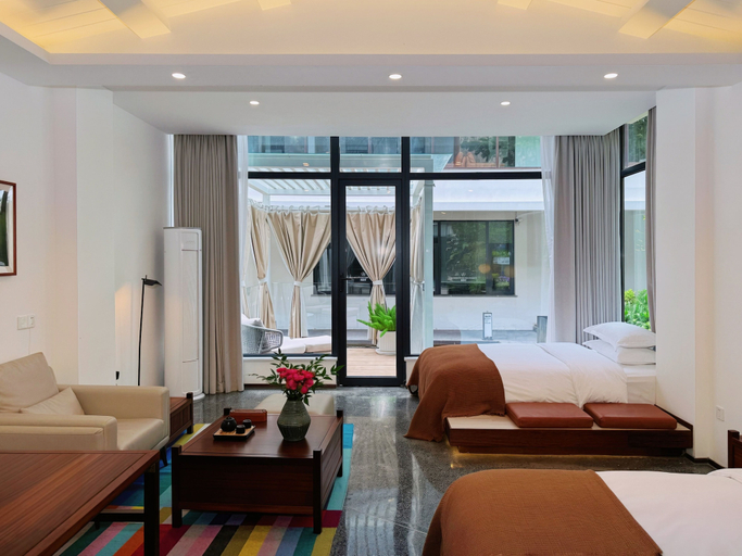 Room 3, Between Trees and Streams, Ngawa Tibetan and Qiang