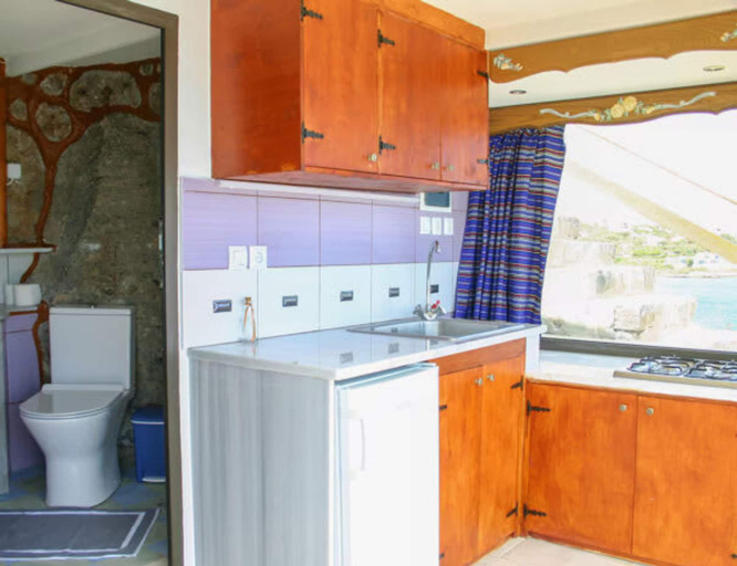 Room 3, Seaside Ntounas Apartments - Homely Vibes Nest, Crete