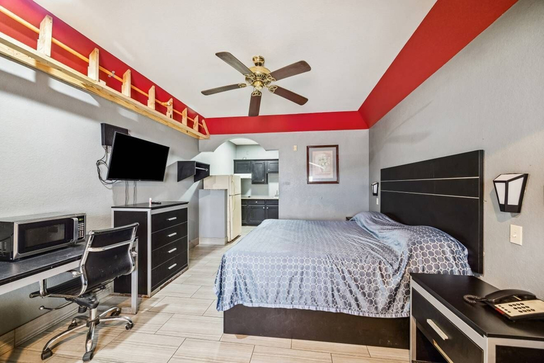 Room, Value Inn and RV Park, Chambers
