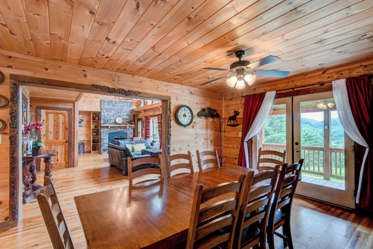 Interior 3, 1 Awesome Skyview, Watauga