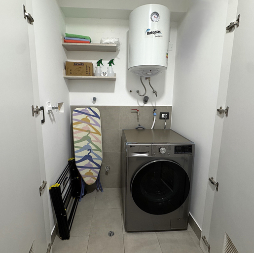 Laundry 3, Aparts4Days 1 Bedroom Apartment 548, Lima
