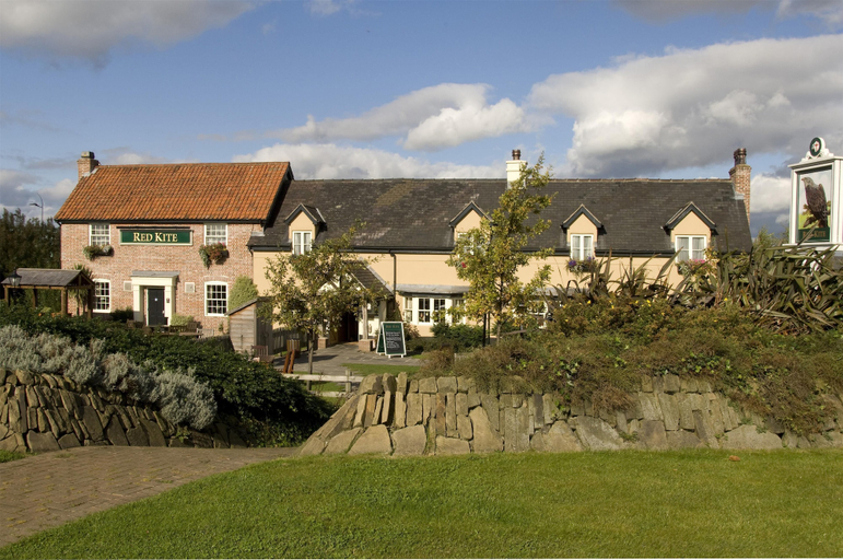 Exterior & Views 2, Premier Inn Wakefield South - M1 Jct39, Wakefield