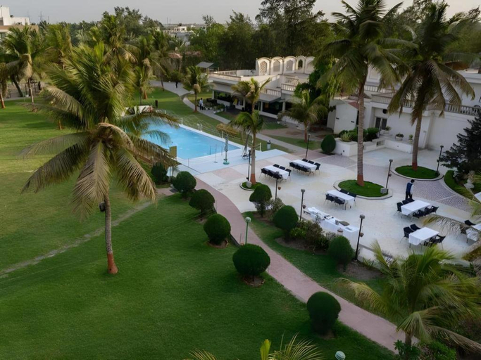 4, Quality Inn Palms, Kachchh