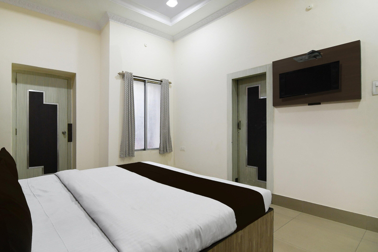 Room 2, Super Collection O Kalighat, Kolkata