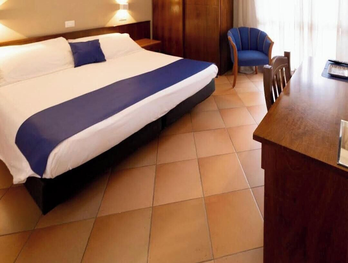 Bedroom 3, Hotel Miralaghi Family & Sport, Siena
