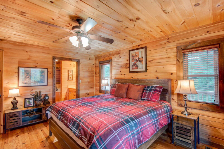 Interior 5, 1 Awesome Skyview, Watauga