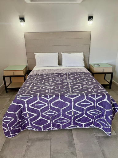 Bedroom 3, Rocky Inn Motel, Los Angeles