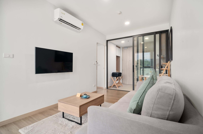 Living area 4, Skypark Aurora in Laguna by Banyan Living, Pulau Phuket