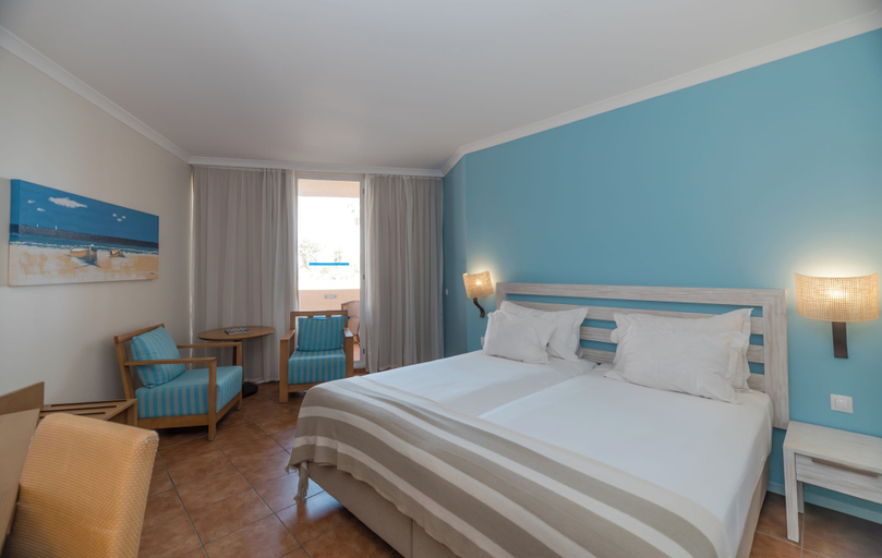 Bedroom 4, Pestana Viking Beach & Spa Resort, Lagoa