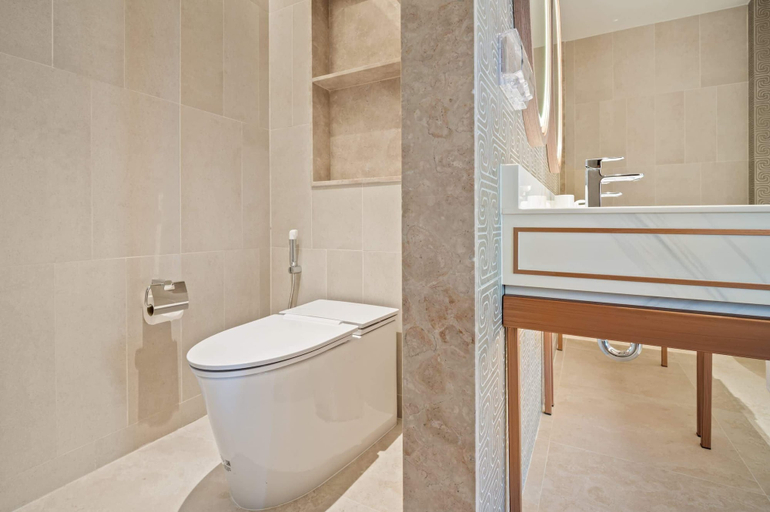 Bathroom 5, Angsana Oceanview Residences Building 2 in Laguna by Banyan Living, Pulau Phuket