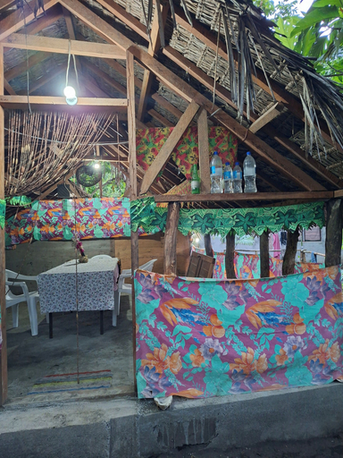 Outdoor dining, Tanna Chez Nous Bungalow and Tours, Whitesands