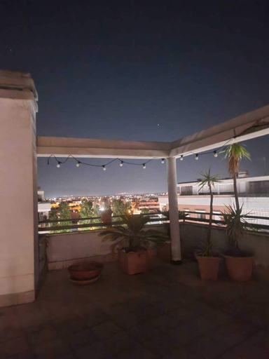 Terrace/patio 2, caty house, Rome