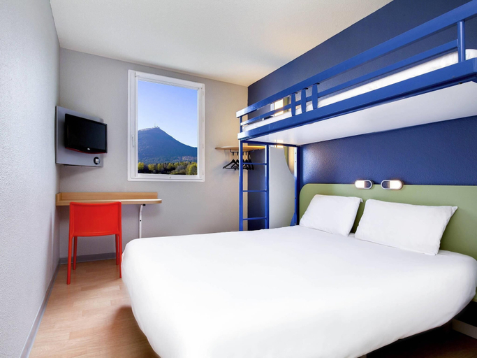 Bedroom 5, ibis budget Clermont-Ferrand Nord Riom, Puy-de-Dôme