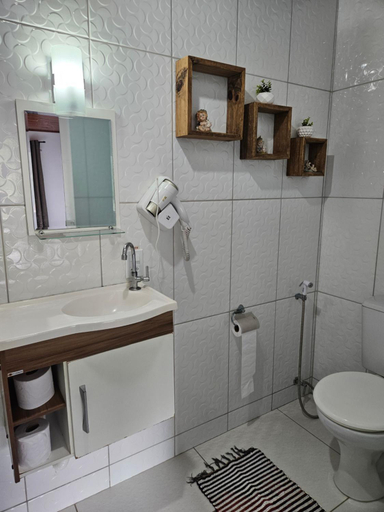 Bathroom 2, Pousada Bem Te Vi Lumiar, Nova Friburgo