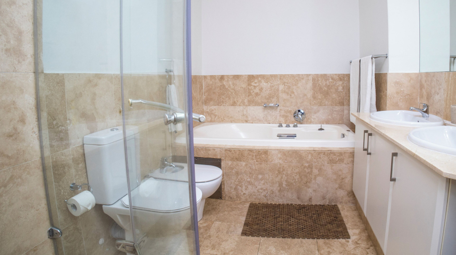 Bathroom 3, 801 Oyster Schelles - Near Umhlanga Rocks Beach, eThekwini